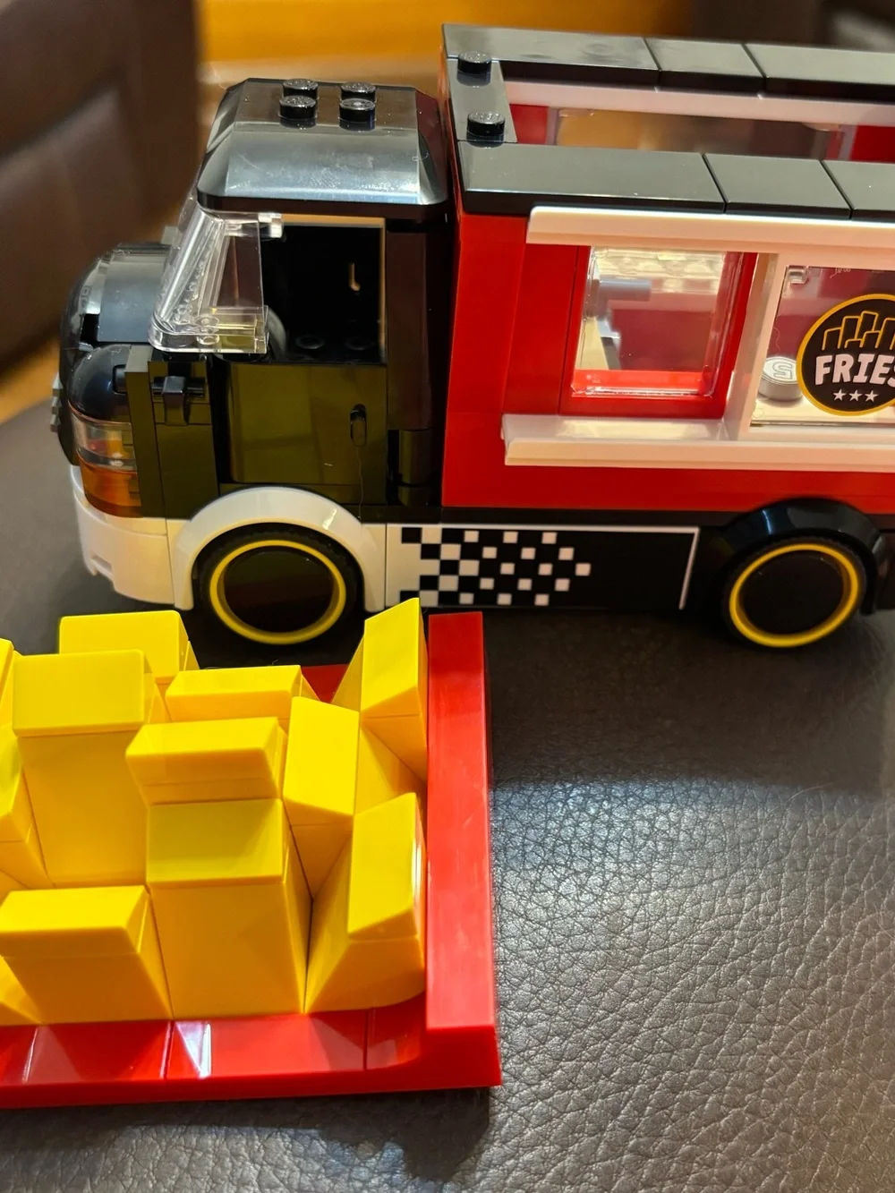 Complete Lego City 60488 Fries Food Truck set-complete with figs and instruction